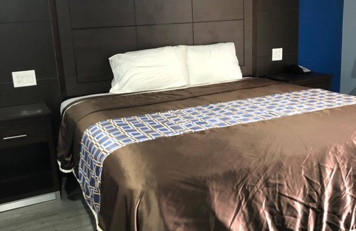 Channelview Hotel | Star Light Inn