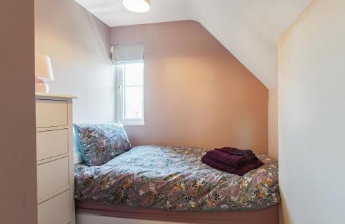 Broadstairs House | Star Of The Sea