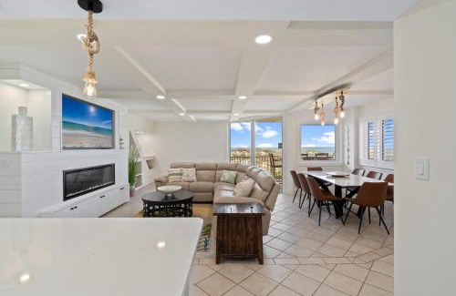 Pensacola Beach House | Starboard Village Unit 612