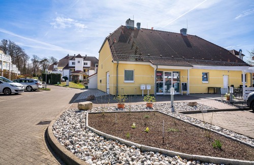 Koserow Apartment | Starfish with dog - A+ Ferienpark Usedom