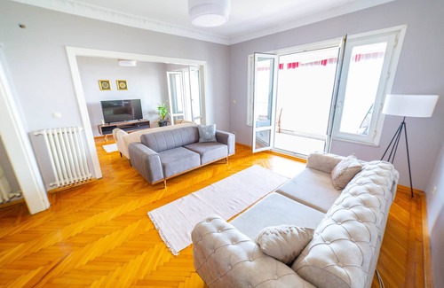 Tophane Apartment | Stargazer Bosphorus | Cihangir