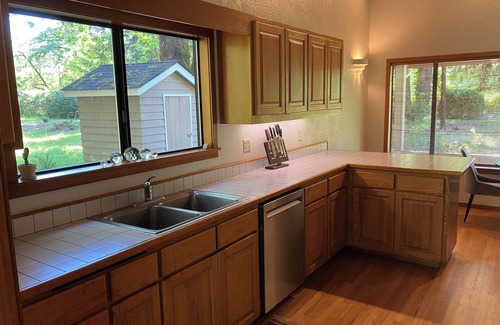 Fall Creek House | Stargazer’s Creekside Retreat on Big Fall Creek