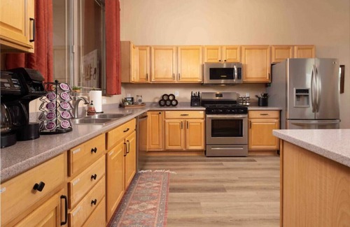 Rimrock House | Stargazers Private Paradise with Pool and Hot Tub!