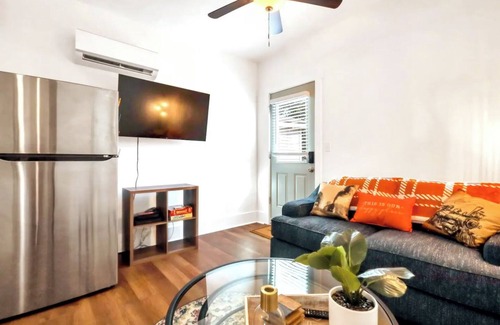 Dixon Park House | Starland District,walking Distance to Forsyth!n