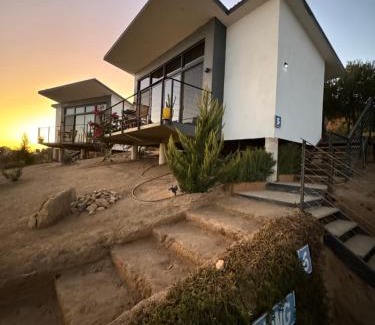 Valle de Guadalupe Bed & Breakfast | Starlight bungalow Queen 5