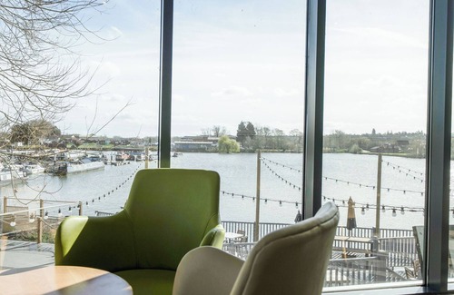 Great Houghton Cottage | STARLIGHT SKYLIGHT - BILLING AQUADROME in Billing Aquadrome Holiday Park