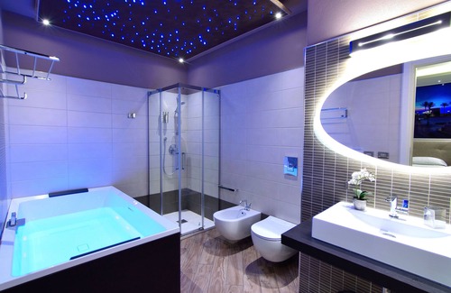 Lido House | Starry Sky Charming House