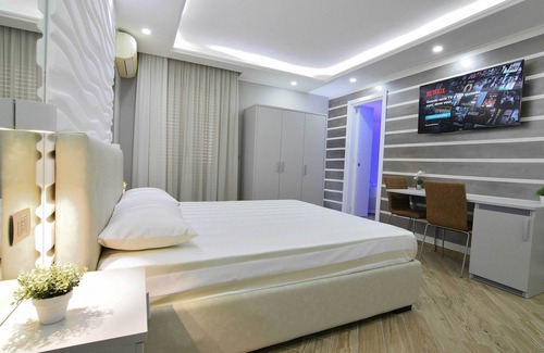 Lido House | Starry Sky Charming House