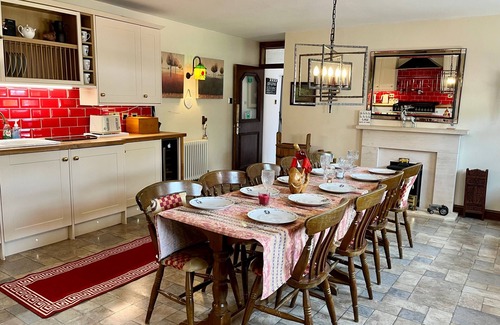 Trimdon Station House | Starshinezzz - Large Farmhouse County Durham
