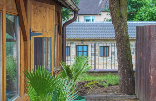 Lanark Apartment | Station Apartments by Lanark Stays