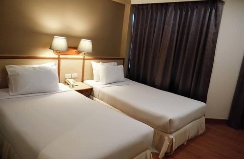 Aranyaprathet Hotel | Station One