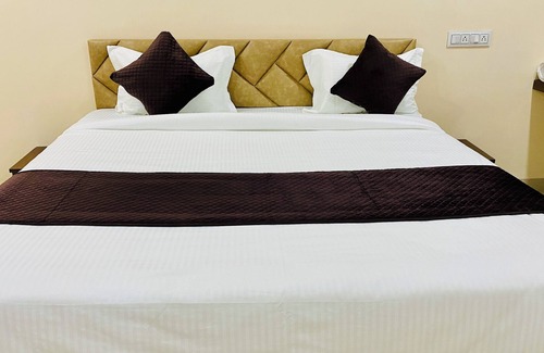 Rau Hotel | Stay 10 B&M