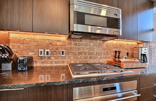 Downtown Park City Condo | Stay Amidst Main Street Park City; Skiing, Shopping, dining and nightlife Right Out Your Front Door!