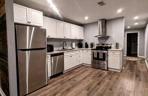 Homestead Apartment | Stay at The Forge Loft in historic Homstead Pennsylvania!