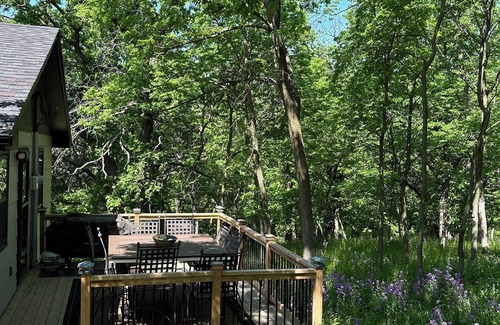 Yankton House | Stay at the Lakehouse! Spacious 5-bedroom home in charming Yankton.