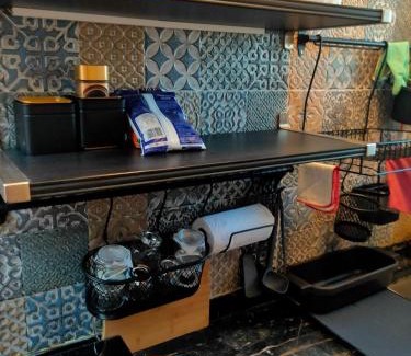 Khattalwada Apartment | Stay-by-the-bay, 2bed garden apt with lounge bdrm