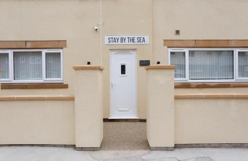South Shore Apartment | STAY BY THE SEA Deluxe Apartment