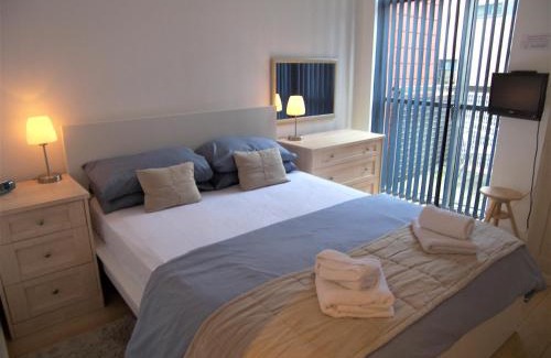 Castlefield Apartment | Stay Deansgate Apartments for 14 nights plus