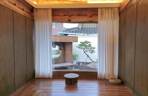 Jeonju House | Stay Hanul Jacuzzi Private Pension