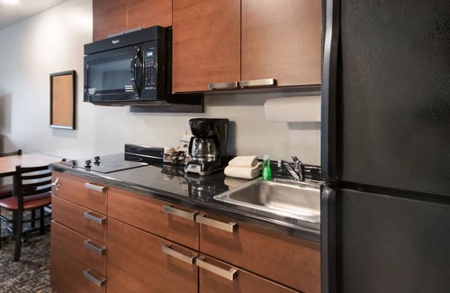 St. George House | Stay in the Heart of St. George – 3 Units by Zion & Trails