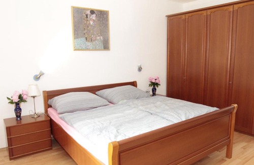 Vienna Apartment | Stay-In Vienna 23