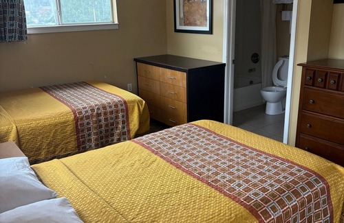 Stockbridge Hotel | Stay Inn & Suites