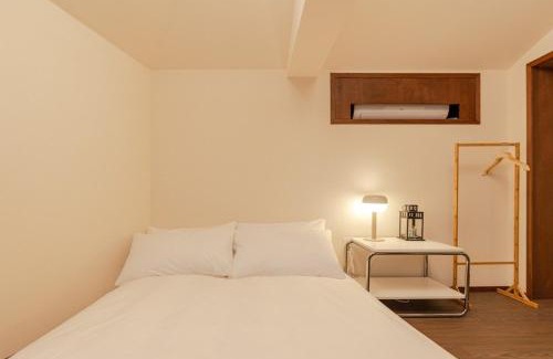 Hallim House | Stay Onwol