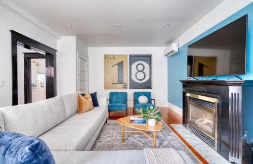 Nob Hill House | Stay Portland - Elegant World's Fair 4BR Home 97 WalkScore