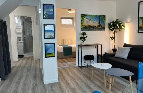 Croissy-Beaubourg Apartment | Stay & Smile Croissy, 2 parkings