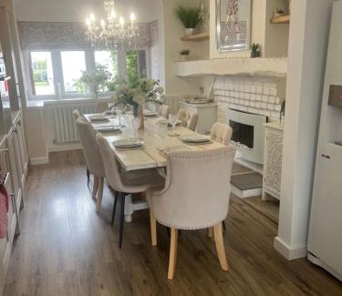 Solihull Apartment | Stay Solihull Large spacious home in Solihull close to NEC HS2 Bham Airport