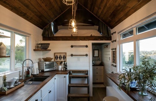 Paso Robles Cottage | Stay Stallion, Paso Robles TINY HOUSE
