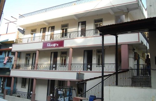 Mount Abu Hotel | StayApart Hotel Mooljis Mount Abu