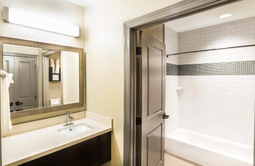Downtown Baltimore Hotel | Staybridge Suites Baltimore - Inner Harbor by IHG