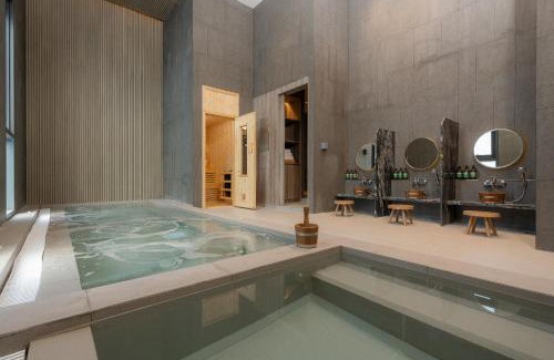 Khlong Tan Hotel | Staybridge Suites Bangkok Sukhumvit by IHG