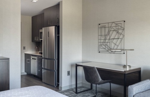 Revere Hotel | Staybridge Suites Boston Logan Airport - Revere by IHG