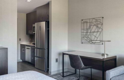 Revere Hotel | Staybridge Suites - Boston Logan Airport - Revere by IHG