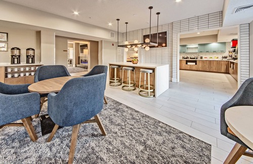 Cedar Rapids Hotel | Staybridge Suites Cedar Rapids North by IHG