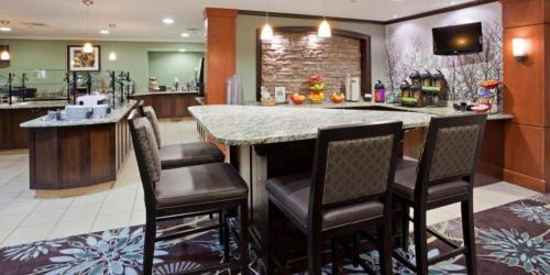 Maple Grove Hotel | Staybridge Suites Minneapolis-Maple Grove by IHG