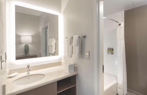 Montgomery Hotel | Staybridge Suites Montgomery - Downtown by IHG