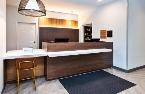 Omaha Hotel | Staybridge Suites Omaha 80th and Dodge by IHG