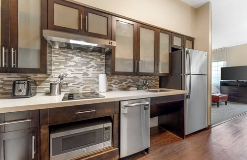 Warrendale Hotel | Staybridge Suites Pittsburgh-Cranberry Township by IHG