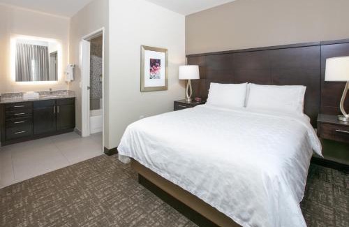 Plano Hotel | Staybridge Suites Plano - Richardson Area by IHG
