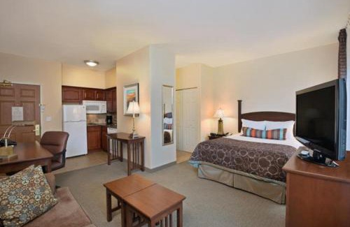Tucson Hotel | Staybridge Suites Tucson Airport by IHG