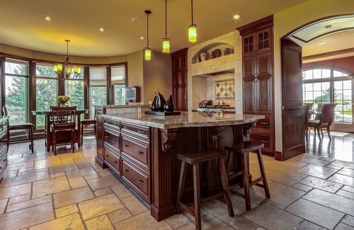 Inglewood House | Staycation House with Swimming Pool. One night possible.