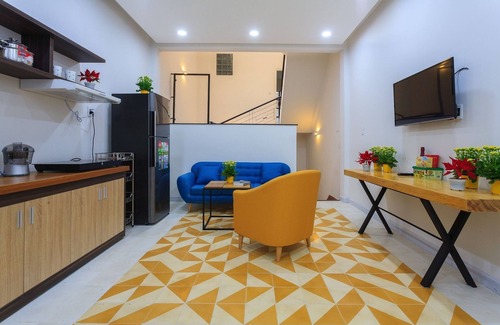 Bach Dang Riverside House | Staycious HomeNear Ben Thanh Market 2A