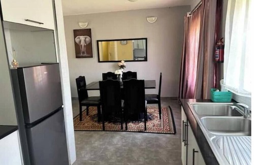 Harare Apartment | Staylax guest houses - Hatfield Manor3