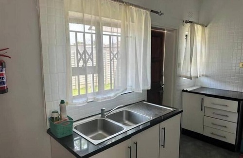 Harare Apartment | Staylax guest houses - Hatfield Manor3
