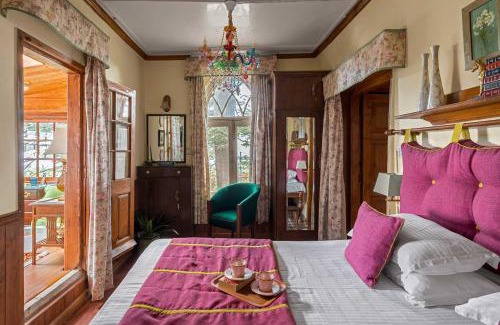 Shimla Villa | StayVista at Sidhowal Lodge 1BR w Comp Breakfast
