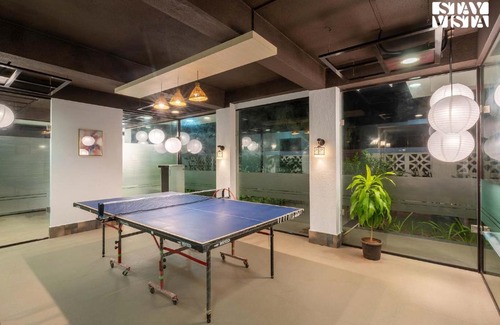 Wadgaon Villa | StayVista's River Song - Riverview Villa with Jacuzzi & Indoor Fun
