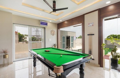 Jaipur Villa | StayVista's The Rose Gold - City-Center Villa with Private Pool, Games Room & Kids Zone